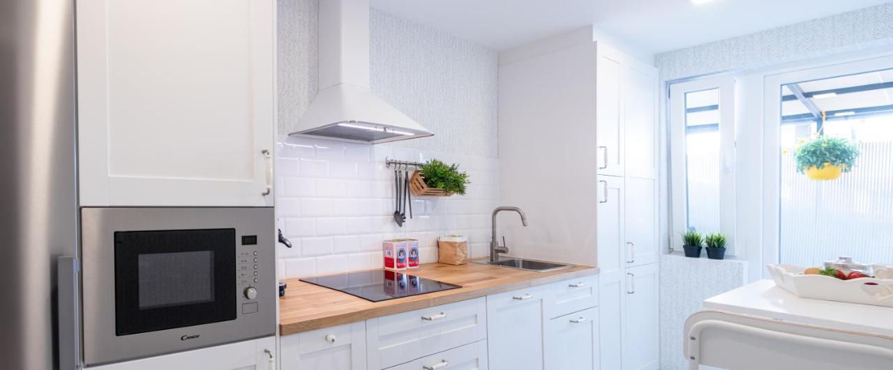 Apartamento De Diseno Centrico Con Terraza Espectacular Santiago de Compostela Eksteriør bilde